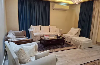 Apartment - 3 Bedrooms - 2 Bathrooms for rent in Tag Sultan - Ring Road - Cairo