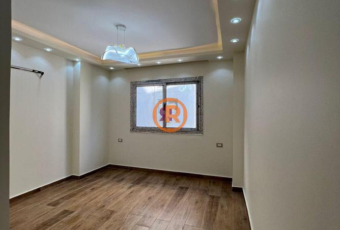 8286569 - Property Main Image