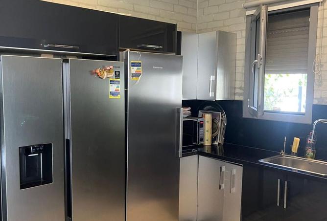 8038148 - Property Image 3