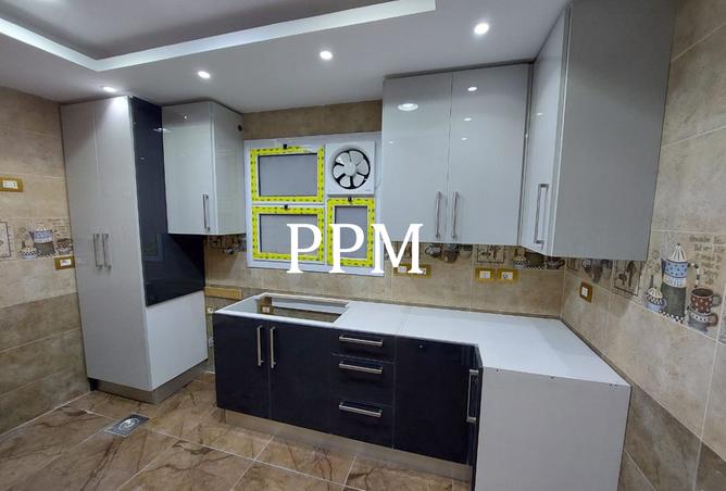 8381389 - Property Image 2