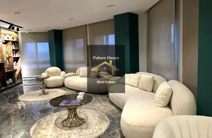 Office Space - Studio - 3 Bathrooms for rent in Grand Gate - Zahraa El Maadi - Hay El Maadi - Cairo