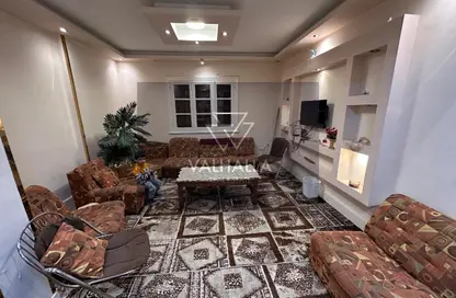 شقة - غرفة نوم - 1 حمام للايجار في شارع المساحه - الدقي - الجيزة شقة - غرفة نوم - 1 حمام للايجار في شارع المساحه - الدقي - الجيزة