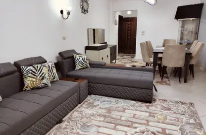 Apartment - 3 Bedrooms - 1 Bathroom for rent in Gardenia City Compound Nasr City - Zahraa Madinat Nasr - Nasr City - Cairo