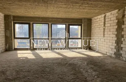 Office Space - Studio - 2 Bathrooms for sale in Mivida - 5th Settlement Compounds - The 5th Settlement - New Cairo City - Cairo