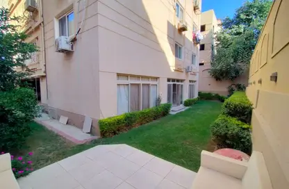 Apartment - 2 Bedrooms - 2 Bathrooms for rent in Green Residence 2 - 8th District - Sheikh Zayed City - Giza