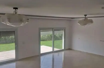 Villa - 5 Bedrooms - 5 Bathrooms for sale in Etapa - Sheikh Zayed Compounds - Sheikh Zayed City - Giza