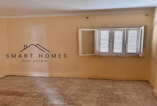8043850 - Property Image 2