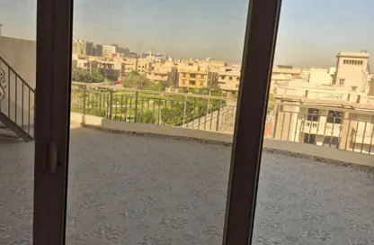 Duplex - 4 Bedrooms - 3 Bathrooms for rent in Doctor Yassin Abdel Ghaffar St. - Area C - Ganoob El Acadimia - New Cairo City - Cairo