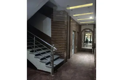 Apartment - 3 Bedrooms - 2 Bathrooms for rent in Hesham Labib St. - 8th Zone - Nasr City - Cairo