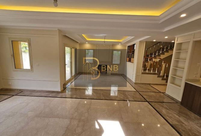 8325250 - Property Image 2