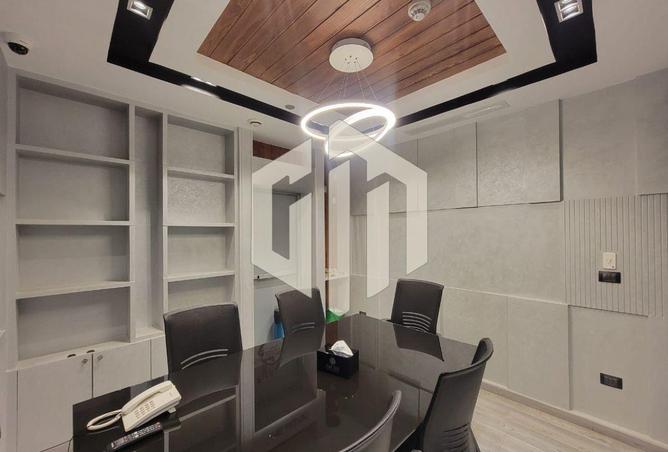 8242602 - Property Image 2