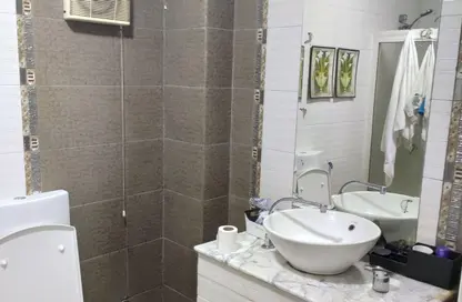 شقة - 3 غرف نوم - 3 حمامات للايجار في ميدان اسوان - العجوزة - الجيزة