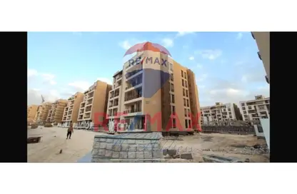 Apartment - 3 Bedrooms - 3 Bathrooms for sale in Taj City - 5th Settlement Compounds - The 5th Settlement - New Cairo City - Cairo