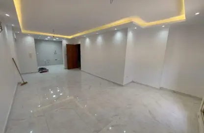 شقة - 2 غرف نوم - 1 حمام للايجار في كمبوند كنز - حدائق اكتوبر - مدينة 6 أكتوبر - الجيزة شقة - 2 غرف نوم - 1 حمام للايجار في كمبوند كنز - حدائق اكتوبر - مدينة 6 أكتوبر - الجيزة