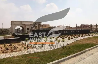 Apartment - 2 Bedrooms - 2 Bathrooms for sale in Hyde Park - 5th Settlement Compounds - The 5th Settlement - New Cairo City - Cairo