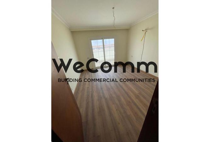 8361349 - Property Image 2