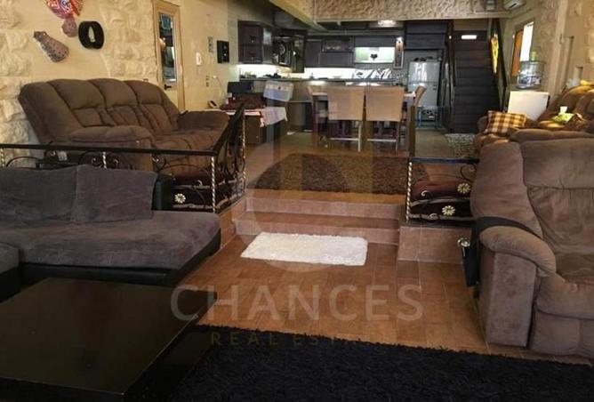 8270300 - Property Image 2