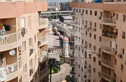 Apartment - 3 Bedrooms - 2 Bathrooms for sale in Green Towers - Smouha - Hay Sharq - Alexandria Apartment - 3 Bedrooms - 2 Bathrooms for sale in Green Towers - Smouha - Hay Sharq - Alexandria