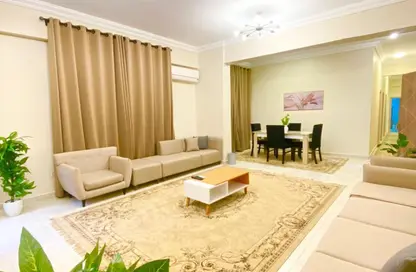 Apartment - 3 Bedrooms - 2 Bathrooms for rent in Mostashareen - North Investors Area - New Cairo City - Cairo