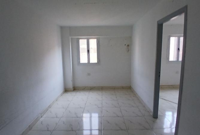8099322 - Property Image 2