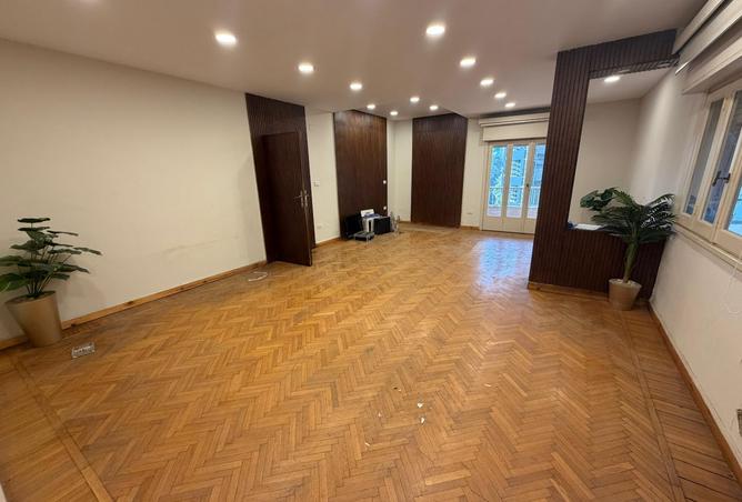 8373712 - Property Main Image