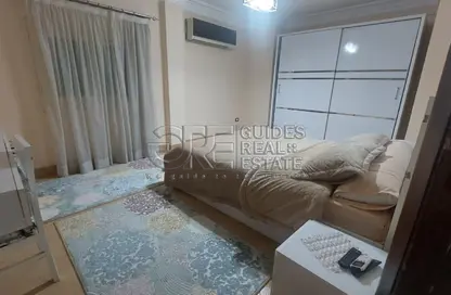 Apartment - 1 Bedroom - 1 Bathroom for rent in Sayed Al Bakry St. - Zamalek - Cairo