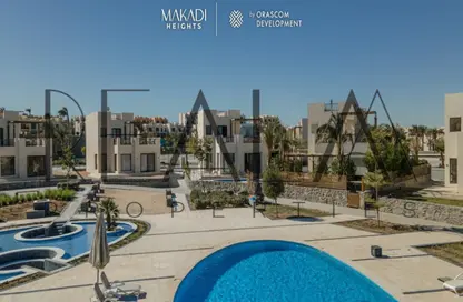 Apartment - 3 Bedrooms - 3 Bathrooms for sale in Makadi Orascom Resort - Makadi - Hurghada - Red Sea