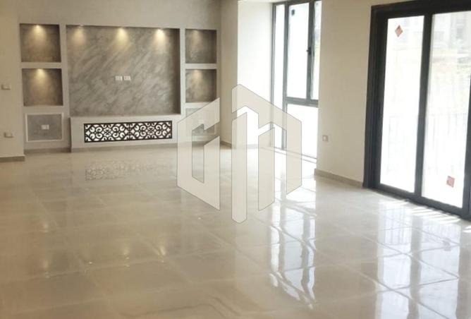 8371962 - Property Image 2