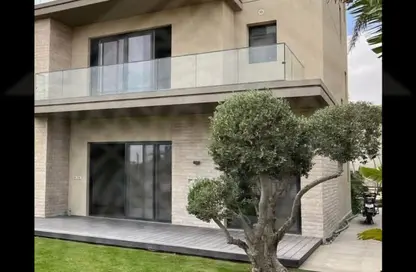Villa - 5 Bedrooms - 5 Bathrooms for sale in The Estates - Sheikh Zayed Compounds - Sheikh Zayed City - Giza