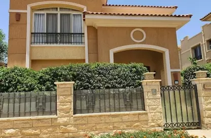 Villa - 4 Bedrooms - 3 Bathrooms for sale in Stone Park - 5th Settlement Compounds - The 5th Settlement - New Cairo City - Cairo