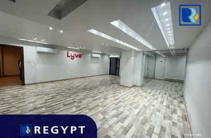 Office Space - Studio - 2 Bathrooms for rent in Rayhanah Plaza - Zahraa El Maadi - Hay El Maadi - Cairo