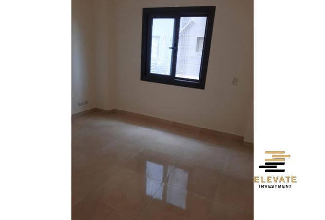 8125052 - Property Image 3