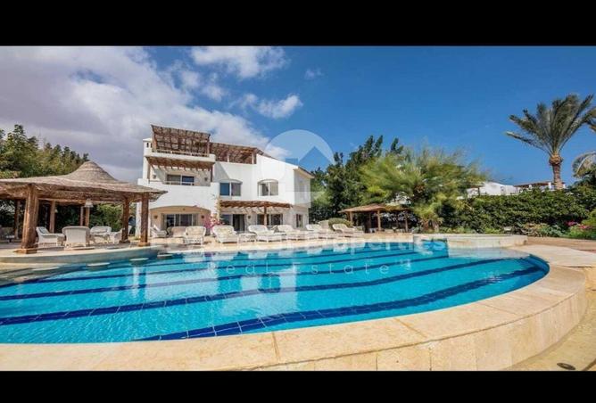 8039248 - Property Image 2