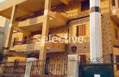 Villa - 7+ Bedrooms - 6 Bathrooms for sale in Street68 - District 2 - The 5th Settlement - New Cairo City - Cairo