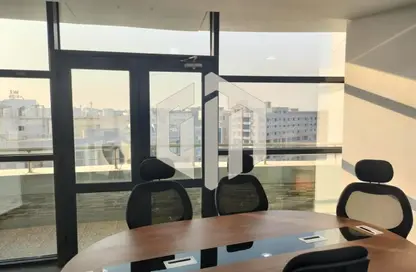 مساحات مكتبية - استوديو - 2 حمامات للايجار في شارع مجمع البنوك - شارع التسعين الجنوبي - التجمع الخامس - مدينة القاهرة الجديدة - القاهرة