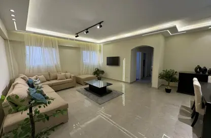 Apartment - 2 Bedrooms - 1 Bathroom for rent in Area B - Ganoob El Acadimia - New Cairo City - Cairo