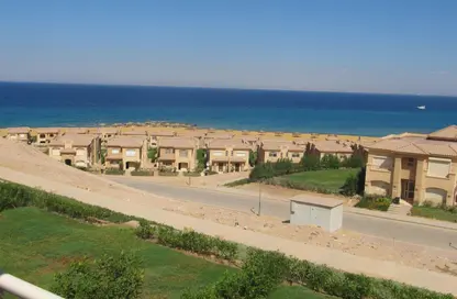 منزل مزدوج - 3 غرف نوم - 3 حمامات للبيع في تلال السخنة - العين السخنة - السويس