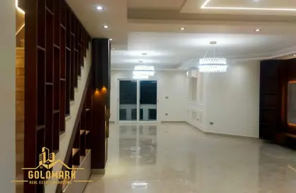 أي فيلا - 4 غرف نوم - 5 حمامات للايجار في ماونتن فيو هايد بارك - كمبوندات التجمع الخامس - التجمع الخامس - مدينة القاهرة الجديدة - القاهرة