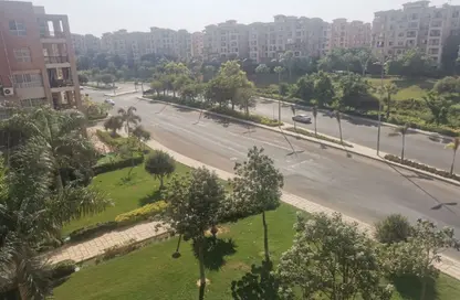 Apartment - 3 Bedrooms - 3 Bathrooms for sale in Madinaty - Cairo