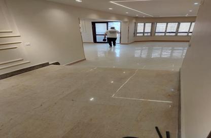 Apartment - 3 Bedrooms - 3 Bathrooms for sale in Nasr City - Cairo