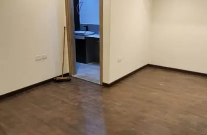 Apartment - 3 Bedrooms - 2 Bathrooms for sale in South Lotus - El Lotus - New Cairo City - Cairo