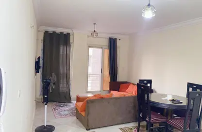Apartment - 3 Bedrooms - 2 Bathrooms for rent in El Koronfel - The 5th Settlement - New Cairo City - Cairo