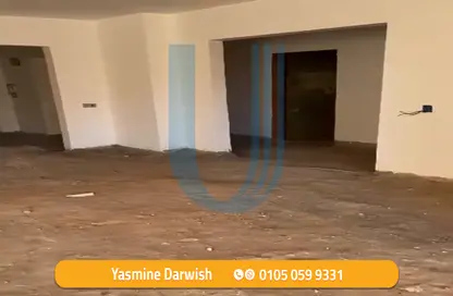 شقة - 3 غرف نوم - 2 حمامات للبيع في شارع فؤاد - محطة الرمل - حي وسط - الاسكندرية