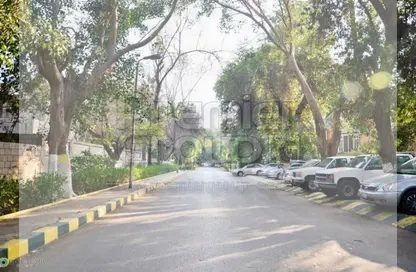 Apartment - 3 Bedrooms - 3 Bathrooms for sale in Sarayat Al Maadi - Hay El Maadi - Cairo