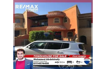 Townhouse - 3 Bedrooms - 4 Bathrooms for sale in Al Safwa - 26th of July Corridor - 6 October City - Giza
