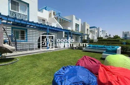 Chalet - 2 Bedrooms - 2 Bathrooms for sale in Mountain View - Ras Al Hekma - North Coast