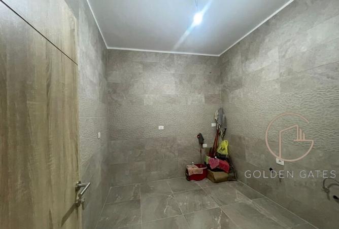 7911908 - Property Image 2
