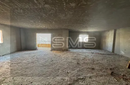 Apartment - 3 Bedrooms - 2 Bathrooms for sale in Al Zarkani St. - The 1st Settlement - New Cairo City - Cairo