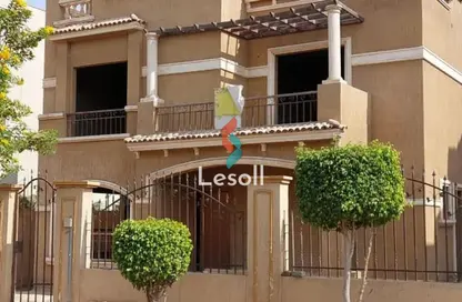 Villa - 4 Bedrooms - 4 Bathrooms for sale in Étoile De Ville - 5th Settlement Compounds - The 5th Settlement - New Cairo City - Cairo