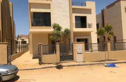 فيلا - 5 غرف نوم - 6 حمامات للبيع في الما - الحي الثاني - الشيخ زايد - الجيزة